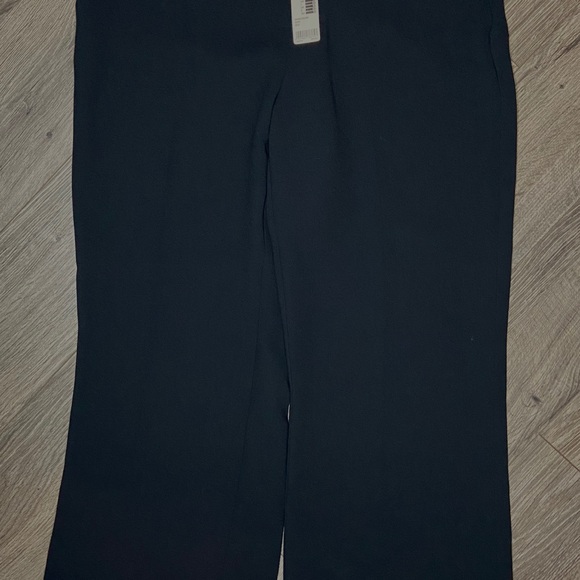 Pants - Picture 2 of 8